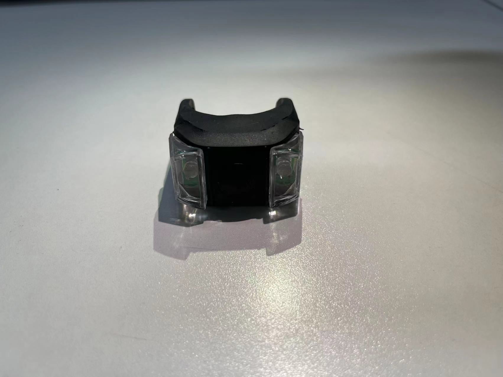 Phare arrière amovible pour vélo avec lumières LED vertes Phare arrière amovible pour vélo avec lumières LED vertes