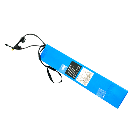 Batterie lithium DYU pour vélo électrique, connecteurs sur le dessus et étiquette noir. Batterie lithium DYU pour vélo électrique, connecteurs sur le dessus et étiquette noir.
