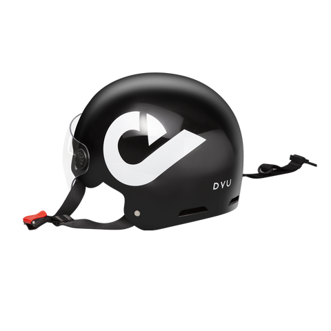 Casque DYU noir avec un design élégant et logo blanc pour cyclistes. Casque DYU noir avec un design élégant et logo blanc pour cyclistes.