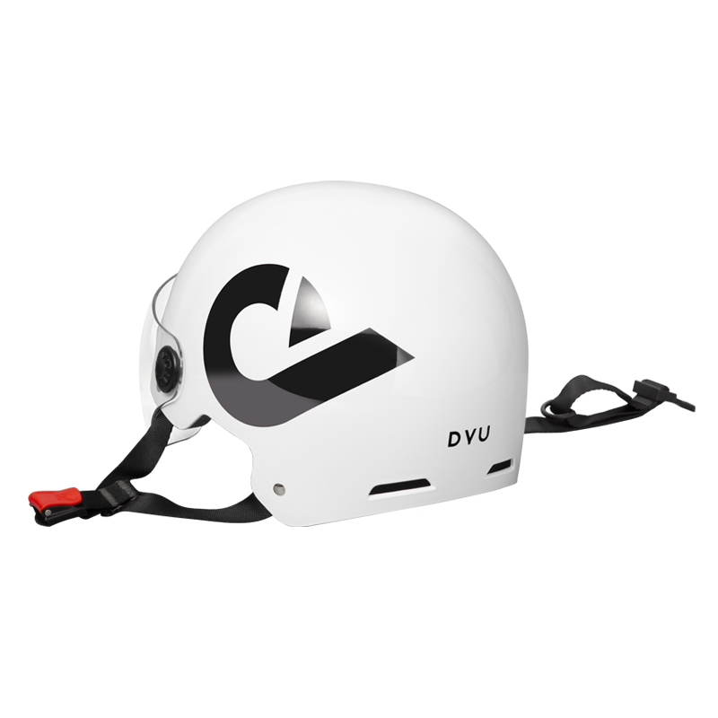 Casque DYU blanc avec logo noir, alliant sécurité et confort pour cyclistes. Casque DYU blanc avec logo noir, alliant sécurité et confort pour cyclistes.