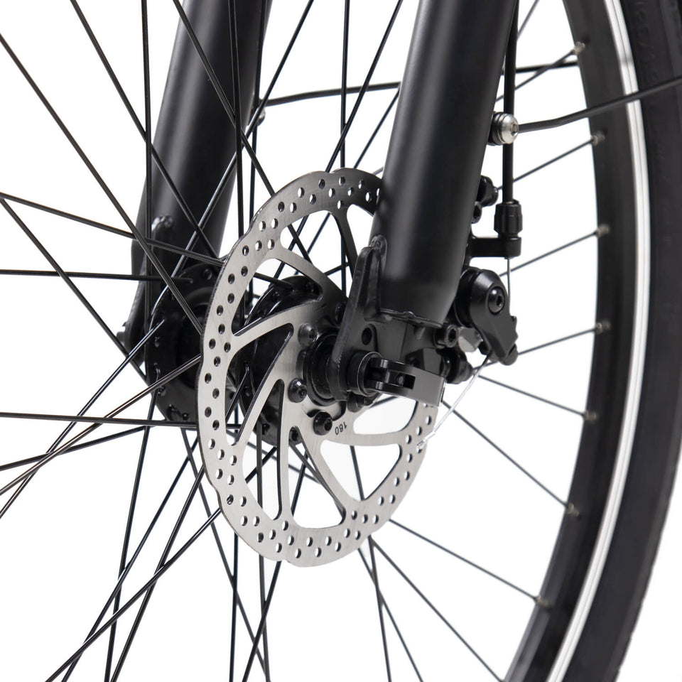Disque de frein avant du vélo électrique DYU C6 pour une conduite sûre. Disque de frein avant du vélo électrique DYU C6 pour une conduite sûre.