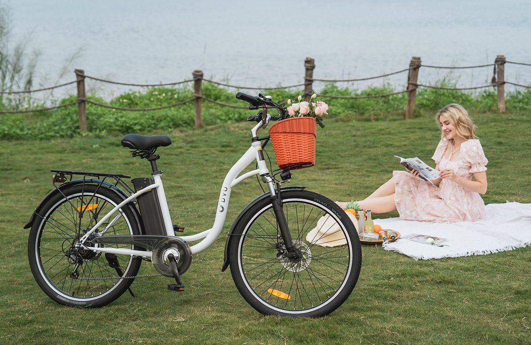 E-Bike Touring Essentials: How To Choose The Right Electric Bike For Your Travel Adventures